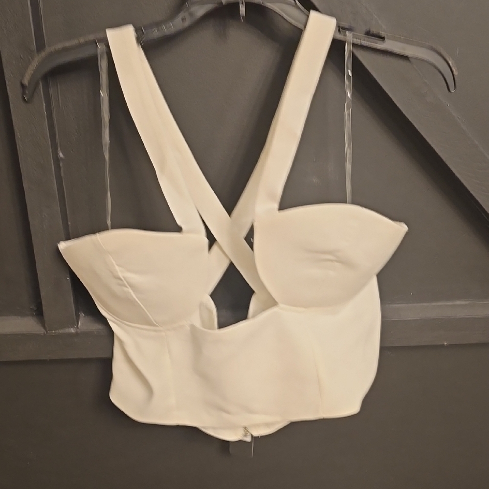 Women's Cream Sleeveless Top